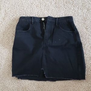 Black denim skirt never worn